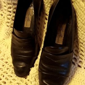 Amalie black loafers